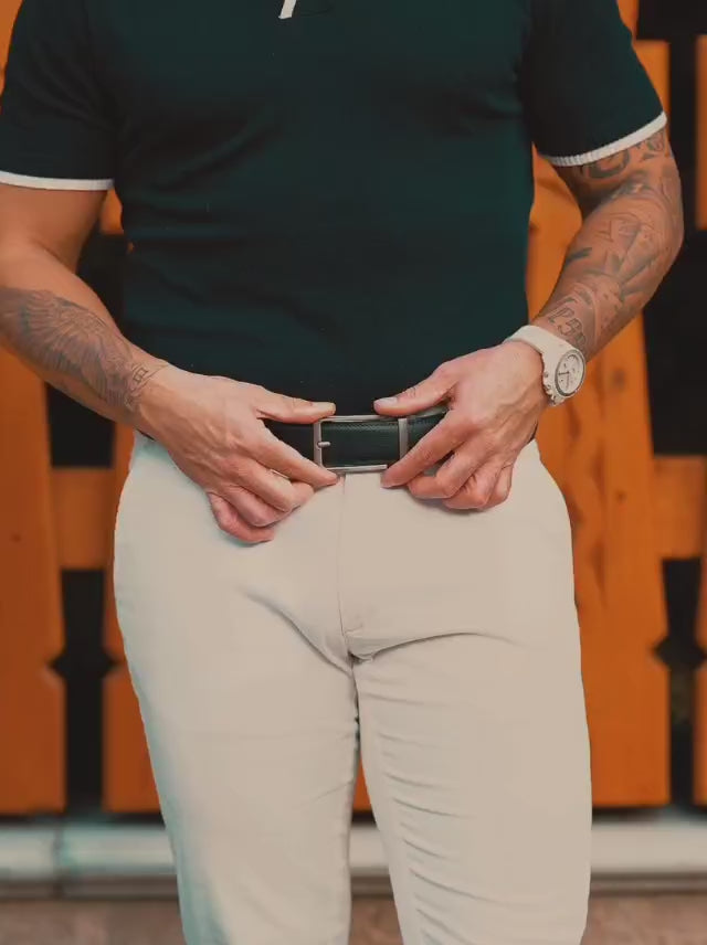 Carica il video: 
